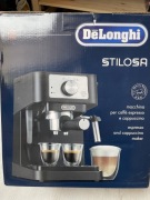 Ekspres DeLonghi EC260.BK