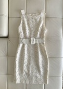 Zara Woman S 36 letnia sukienka z azurowym haftem