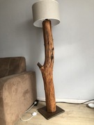 Lampa Stojąca z pnia drewna 