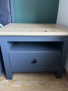 Witryna i szafki nocne Hesen BRW