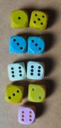 RÓŻNE KOŚCI K6 DO GIER PLANSZOWYCH (KOSTKA DO GRY) Z OKRESU PRL