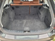 Sprzedam boczki,  tapicerkę bagażnika do bmw e91 2009 