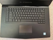 Sprzedam laptop Alienware 15 R3 i5/GTX 1060/16 GB RAM/SSD 250 GB + HDD 1 TB
