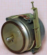 Silnik 220V 50Hz 1100obr/min DPN-1 TP (prawy) do magnetofonu CCCP [M4]