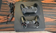 KONSOLA SONY PLAYSTATION 4 SLIM 1 TB  + 2 PADY, 4 GRY, KABLE, KOMPLET