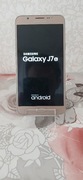 Samsung J7     .