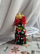 Dekoracyjna choinka – elegancka ozdoba świąteczna do każdego wnętrza