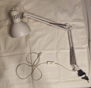 IKEA LAMPKA BIURKOWA REGULOWANA BIAŁA [P22]
