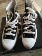 Nowe buty Converse 