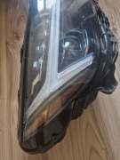 Lampa Volvo xc40 LED prawa USA 32392324