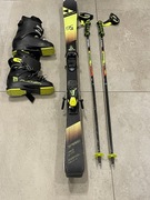 Zestaw narciarski dla nastolatka (narty, buty, kijki)