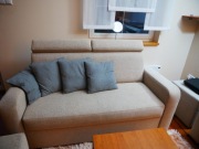 Sprzedam 2 kanapy + 2 pufy 