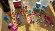 Zestaw lalki Barbie, szafa, kuchnia, rower, ubrania, buty, akcesoria 
