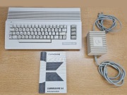 Commodore C64 zasilacz sprawny ładny zielona dioda