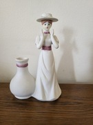 Elegancka kobieta z wazonem, figurka z porcelany, vintage