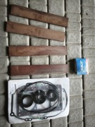 Łopatki do pompy juror 84 i uszczelki z łożyskiem.