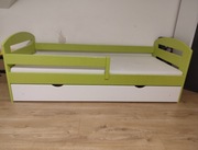 Łóżko 120x180 ze skrzynią i materacem