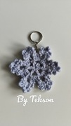 Szydełkowany płatek śniegu z bazą do breloków | zawieszka handmade