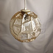 Lampa wisząca z lat 70 z iryzowanym kloszem - stan b.dobry
