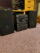 Sprawna wieża Aiwa z kolumnami