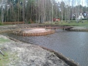 Faszynowanie stawów, faszyna, kołki