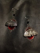 Kolczyki handmade kryształ czerwony ćma moth goth alternatywny walentynki