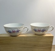 filizanki porcelanowe kolekcjonerskie KAHLA 1937-1957, wzor kwiatowy biała