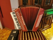 Akordeon klawiszowy Teza 80 basów z futerałem