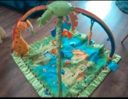 Mata z karuzela fisher price 