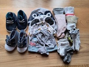 Buciki, skarpetki i czapeczki niemowlęce 