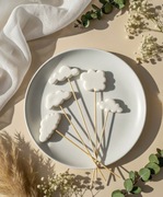 Ozdoby na tort z masy cukrowej Chmurki grube topper chrzest urodziny