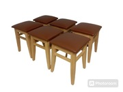 Taboret z Drewna bukowego  malowany na kolor Kraft Złoty.
