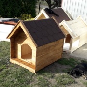 Buda dla małego psa typu Jamnik,  Kundelek  bez tarasu 