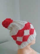 Czapka damska z pomponem 