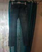 Jeansy damskie modne 