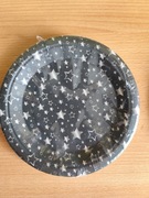 Papierowe talerzyki z 3 różnymi motywami 15sztuk 18cm talerzyki jednorazowe