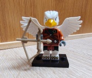 LEGO z serii Dungeons & Dragons – orzeł łucznik Aarakocra #3