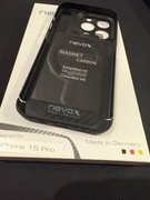 Etui Nevox CarbonSeries Magnet Series do iPhone 15 Pro, czarne