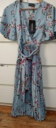Nowa sukienka prettylittlething 