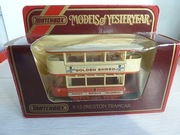 samochód autobus  tramwaj matchbox 1986r