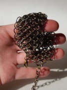 Bransoletka Smocza łuska kolczuga chainmaille czarny stary złoty