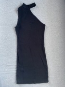 Czarna sukienka pull&bear