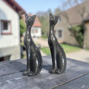 Dwa duże czarne koty figurki ceramika