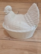 Kura biała duża 21cm/20 z Huty,,Ząbkowice) syg. ,,A,,