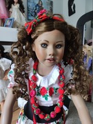 Lalka porcelanowa 82cm. Wybór stronu