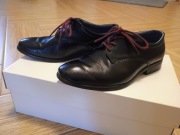 Półbuty czarne lakierki