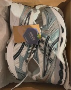 Asics Gel Kayano 14 rozmiar 43,5 nowe