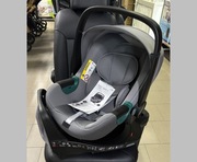Fotelik z bazą - Britax BabySafe 3 + baza obrotowa Vario