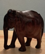 Figura drewniana słoń. Indie
