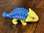Figurki Kinder Joy POP Jurassic World Ankylosaurus